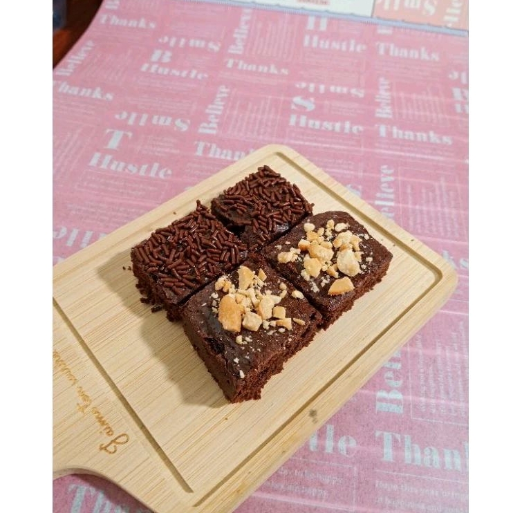 

QUINZ BROWNIES Isi 4 Premium Chocolate