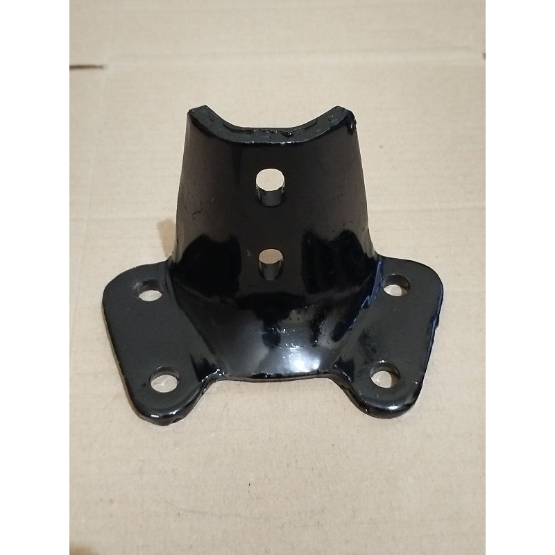 Hanger Extra Hanger Helper Dyna Dutro 125 HT 130 HT Rinosaurus- Tampel Per Tahanan Per Dyna Dutro 12