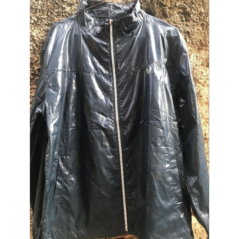 jaket olahraga preloved