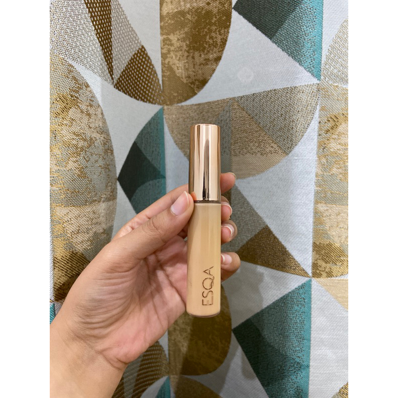 ESQA CONCEALER TRUFFLE