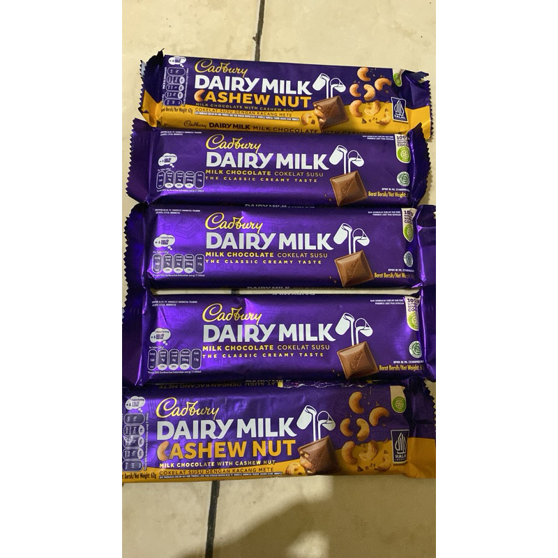 

Coklat Cadburry Dairy Milk 62gr Exp Jan 2025