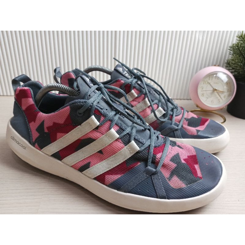 Sepatu Adidas Hiking Terrex second prelove 46