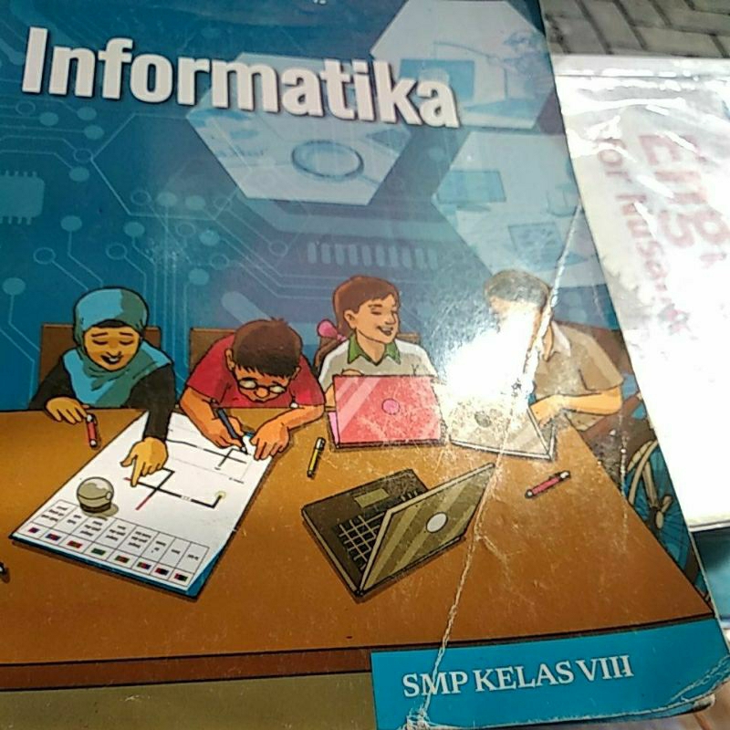 Informatika SMP untuk kelas 8/2 2021