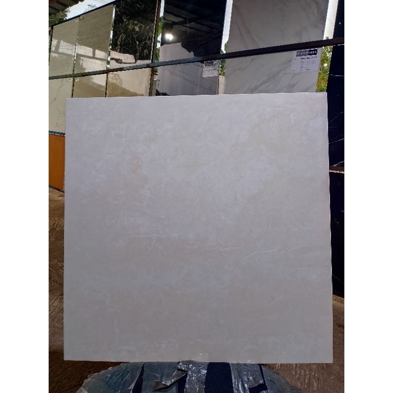 Granit Lantai MULIA UK 60x60 Perdus Isi 4pcs