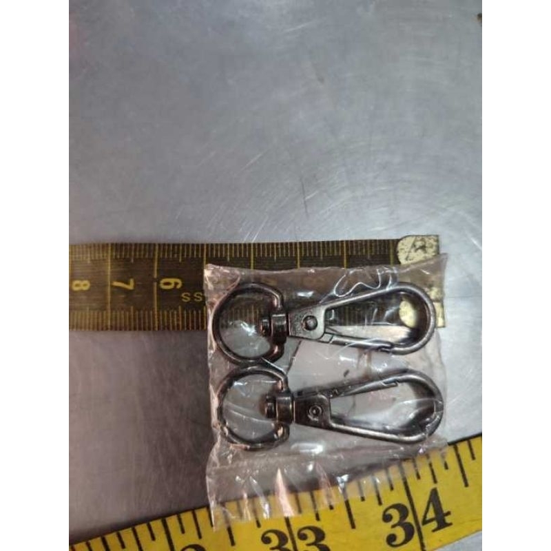 Besi Pengait Bendera/Penjepit Bendera di Tiang