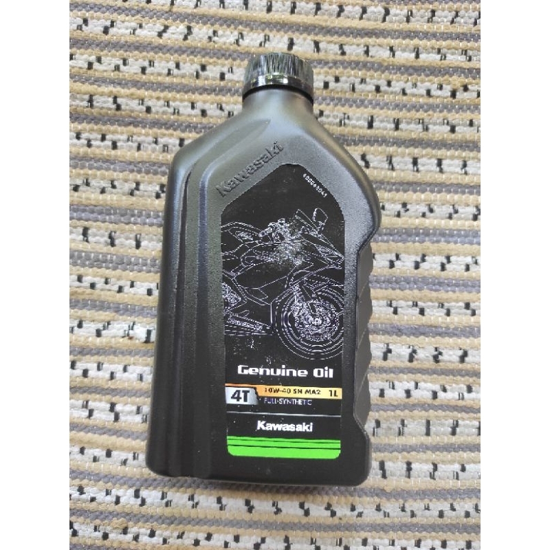 OLI MESIN KAWASAKI P1001-0008 OLI GENUINE 4T MAXIMA