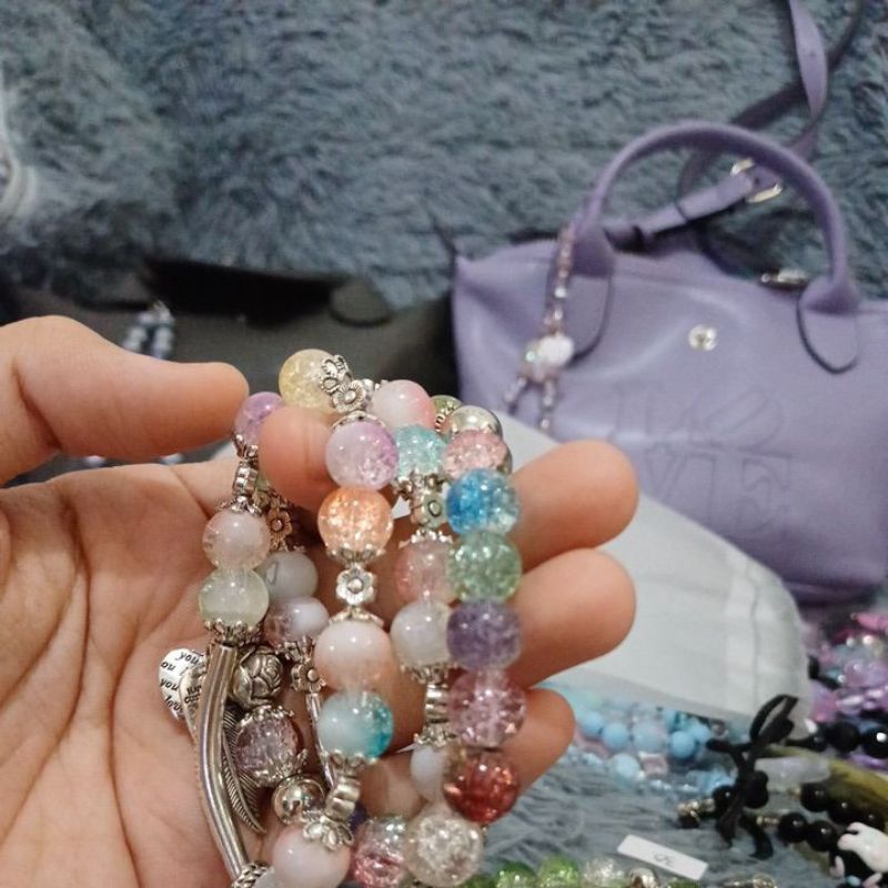 gelang kaca dan giok