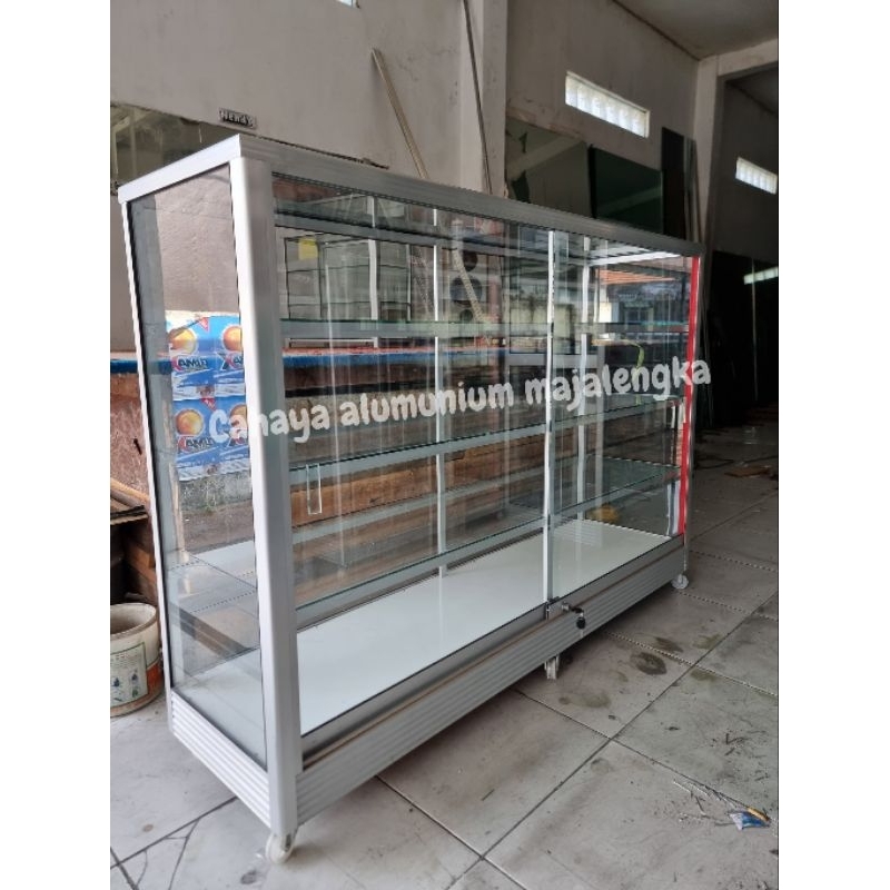 etalase 1,5meter standar