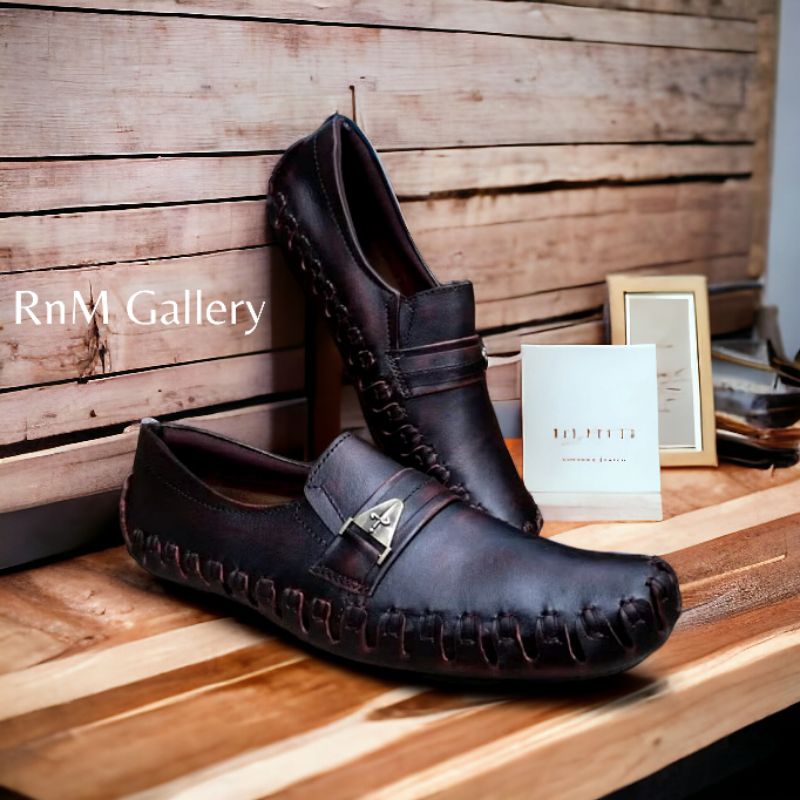 SEPATU KULIT PRIA CASUAL SOL TANAM