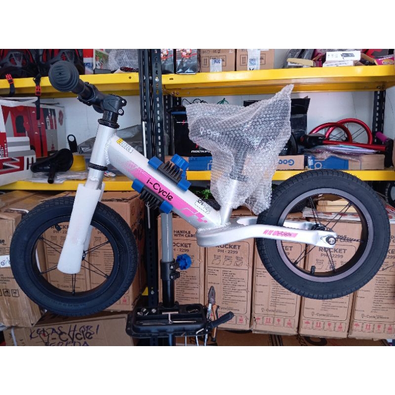 Pushbike I Cycle Assault Push Bike Balancebike Balance Bike