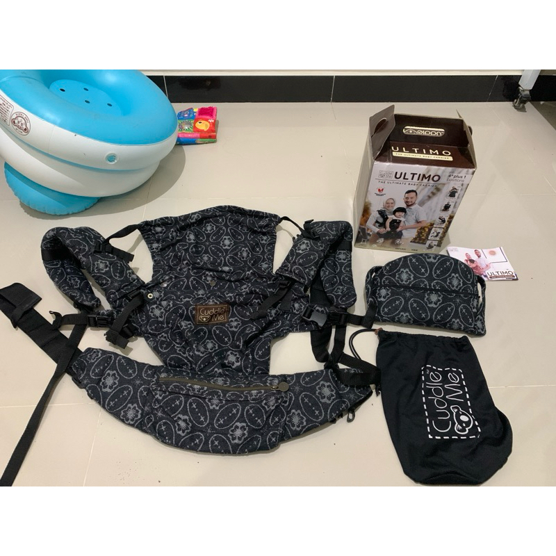 PL Gendongan Hipseat WCSSC Ultimo Cuddle Me