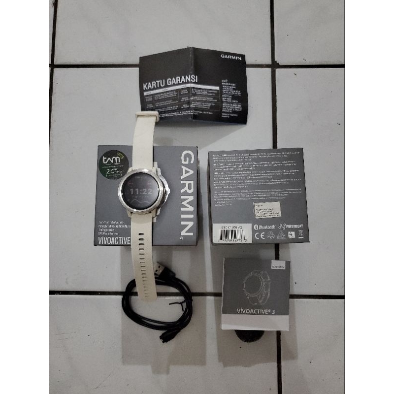 Garmin Vivoactive 3 white