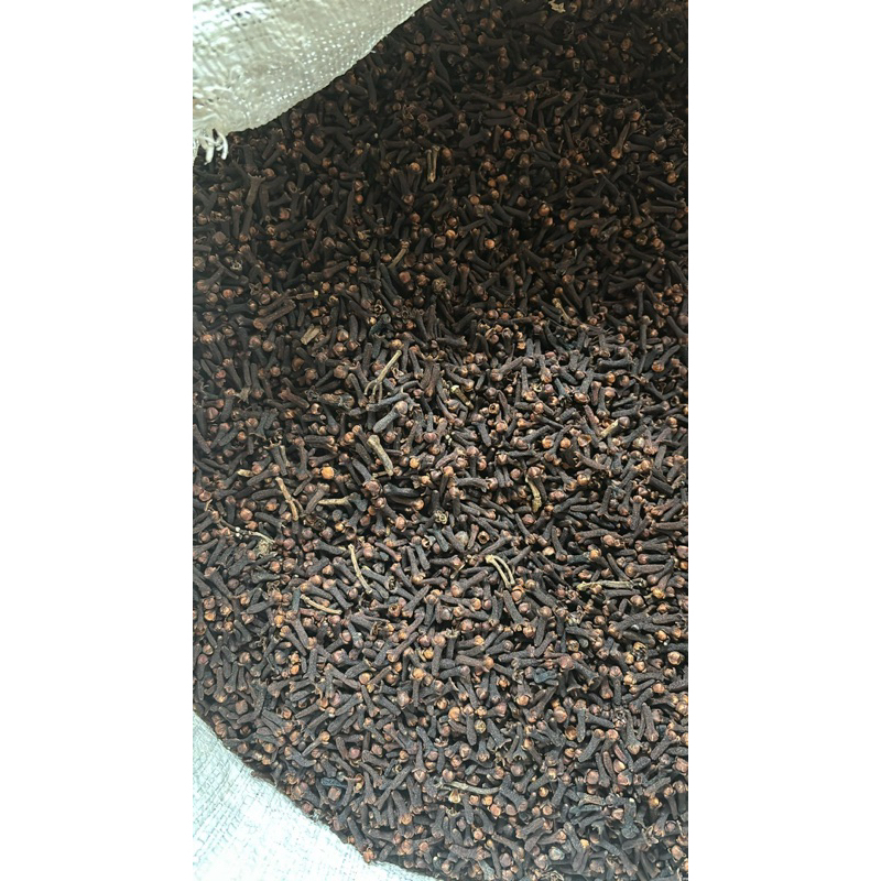 

CENGKEH KERING SULAWESI 1kg