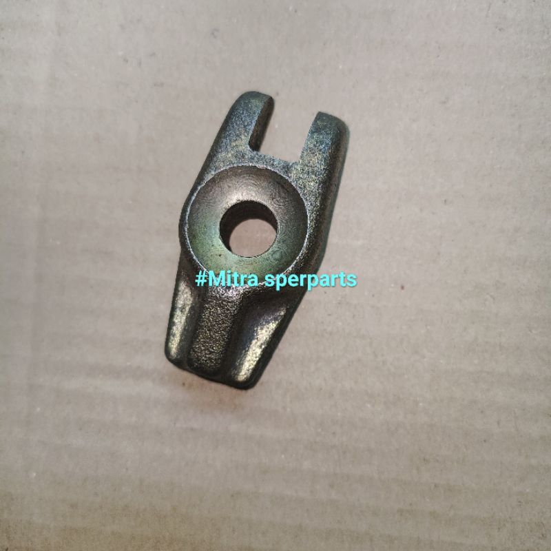 bracket penahan nosel nozle Mitsubishi colt diesel ps100 ps120 copot mesin