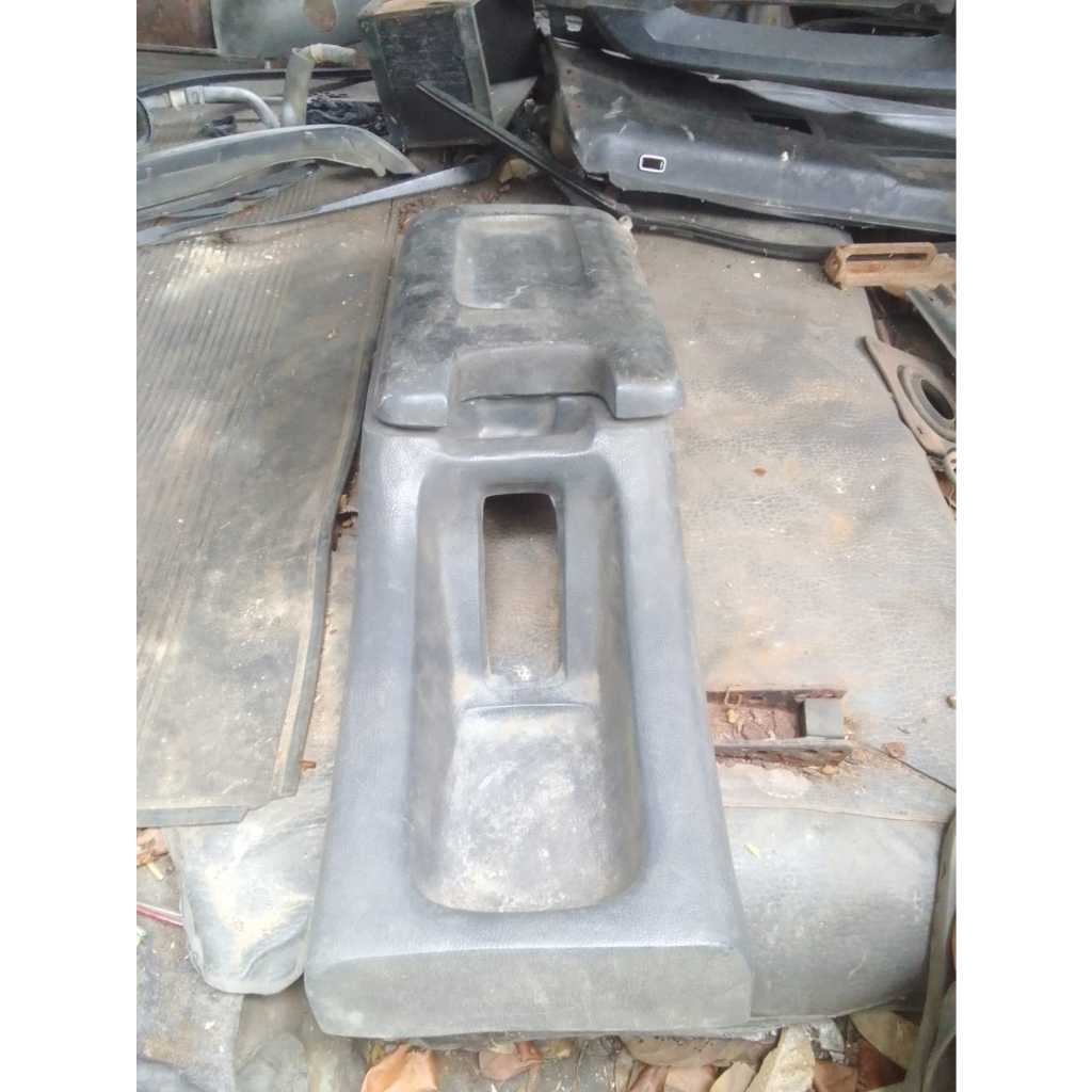 Konsol Box Tuas Rem Tangan