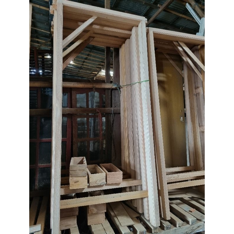 kusen Pintu kayu meranti oven