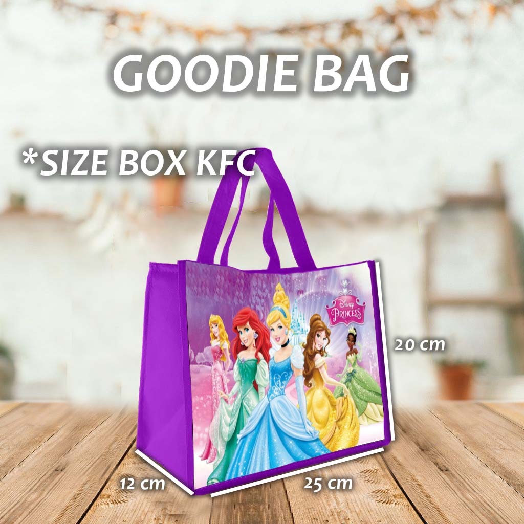 

Tas Ultah motif princess Goodie Bag Souvenir Ulang Tahun Aqiqah Nama Foto Kartun Anak Lucu kode # 1