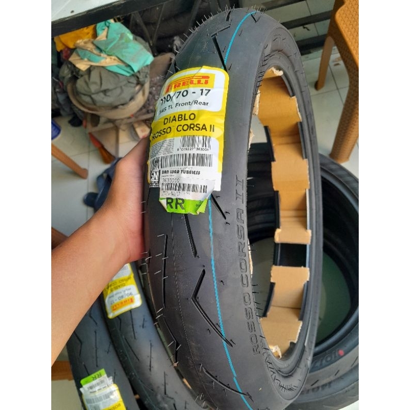 Pirelli diablo rosso corsa2..110/70-17