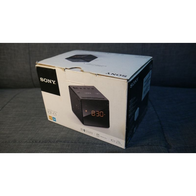 Jam Sony Alarm dan Radio FM