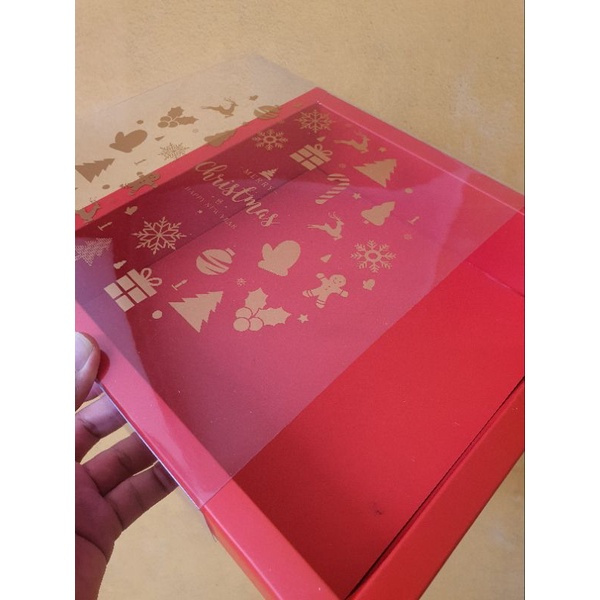 

5 pcs box mika kemasan lapis legit ukuran 22x22x6cm warna merah christmas