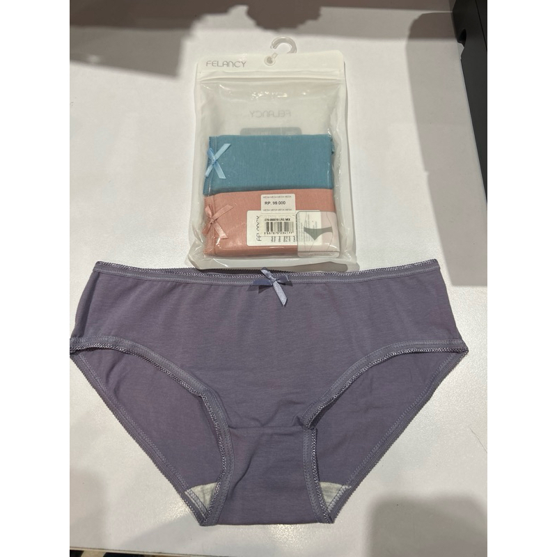 CELANA DALAM WANITA  mini dan midi by felancy