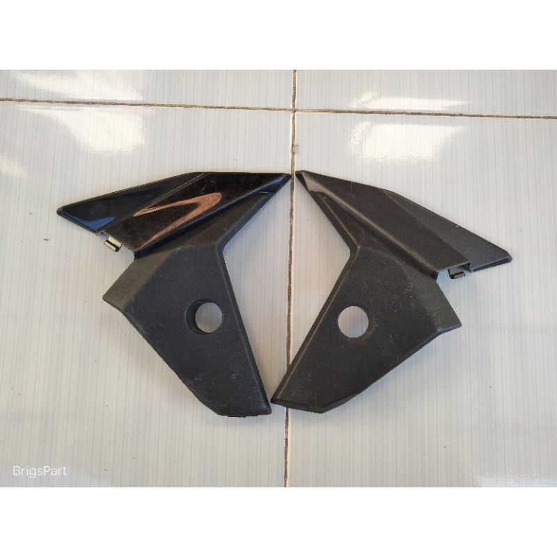 guard pivot cover tutup step footstep belakang honda supra x 125 fi K41 original