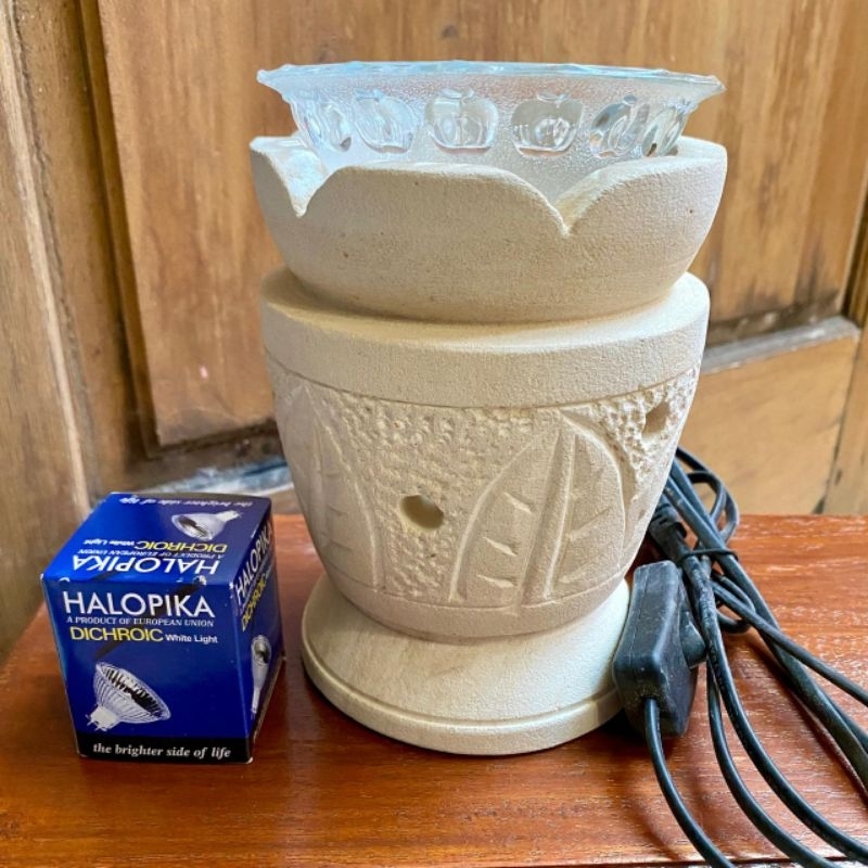 Tungku Aromaterapi Lisrik/Elektrik/Lampu Aromaterapi Bentuk Cawan