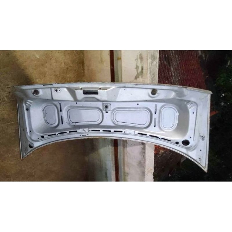 pintu kap bagasi BMW e36