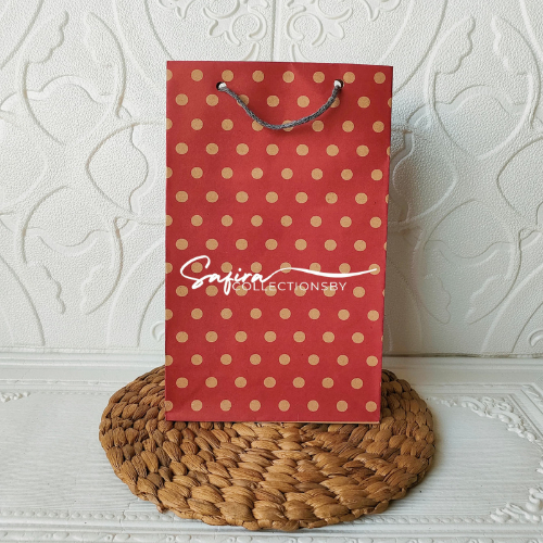 

PAPERBAG MOTIF POLKADOT UKURAN 15x7x25 PAPERBAG TAS KERTAS MURAH