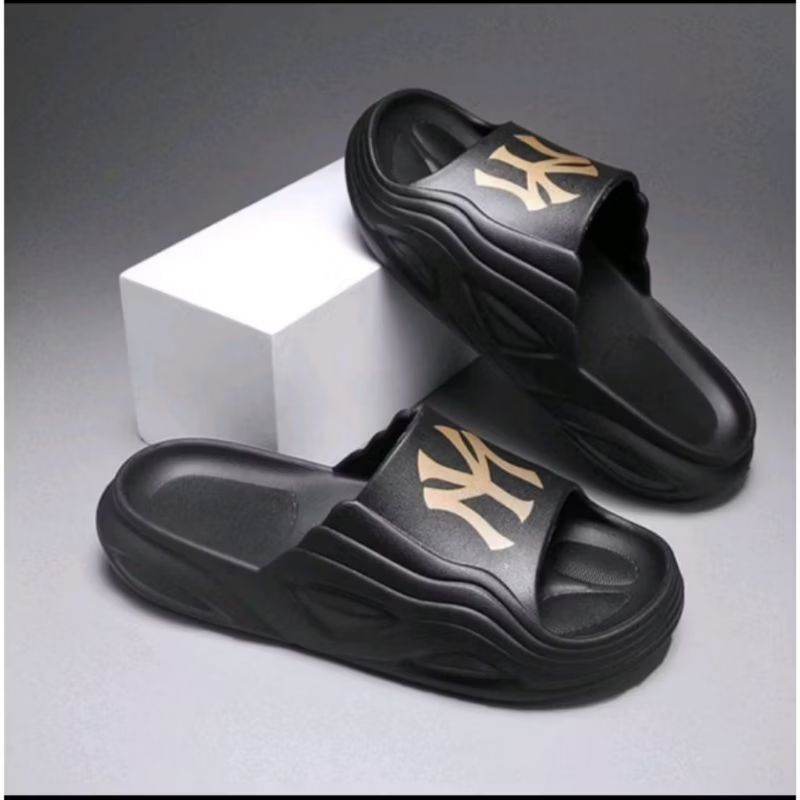 Sandal selop pria casual terbaru sandal selop pria  NY viral kekinian