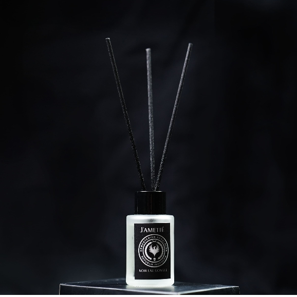 Jamette Perfume X Kementerian Kegelapan - Reed Diffuser 30ML