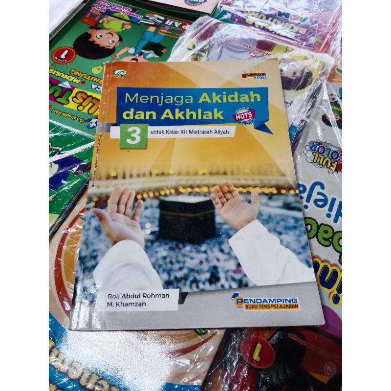 Buku Akidah Akhlak Kelas 3 SMA AQILA TIGA SERANGKAI