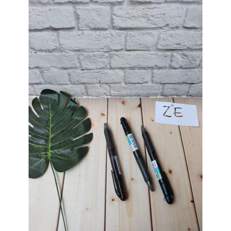 

(ecer) 1Pcs Bulpen 4 Warna Eselon Murah