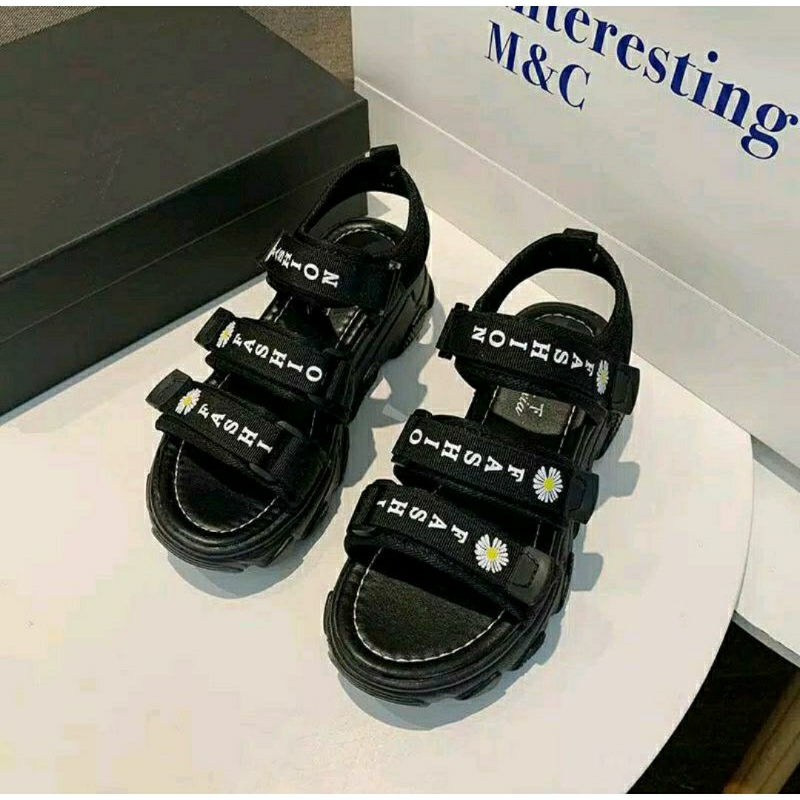 Sandal Wanita Velcro Motif Matahari Sandal Gunung Wanita Sandal Terbaru Sandal Cewek Kekinian Sandal