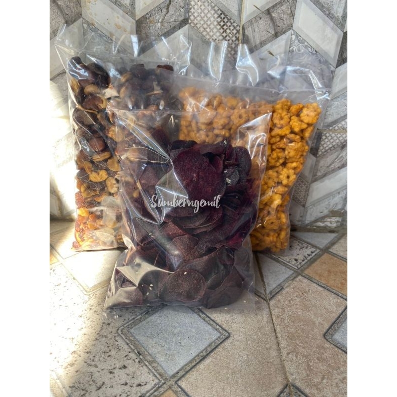 

Snack bundling hemat isi 3 sakura ribut,kacang koro kulit & kripik ubi ungu 1250gram