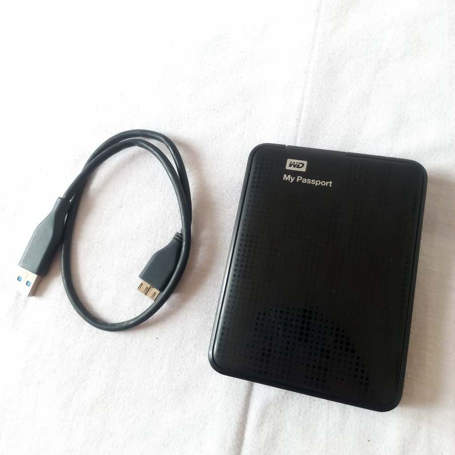 WD My Passport Hard Disk Drive External 1.5 TB ORIGINAL HDD Preloved Seken Eksternal USB 3.0 Black H