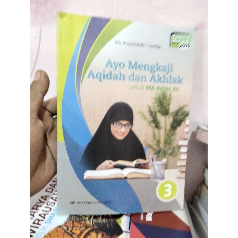 buku akidah akhlak/akidah dan akhlak kelas 12 XII 3 ma madrasah Aliyah