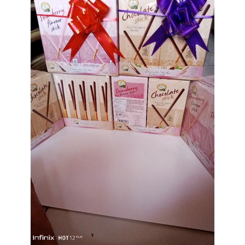 

Chocolate Stik poki mini pack Biscuit stik cemilan kekinian isi 10 dus