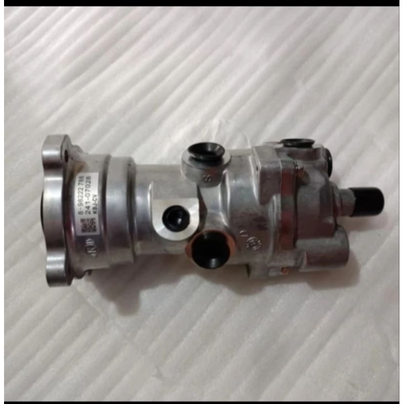 BRAKE VALVE ISUZU GIGA ORIGINAL 
GIGA FVZ , FVM , FVR , GVR ALL ISUZU GIGA

- giga FRR 190 ps, FTR 2