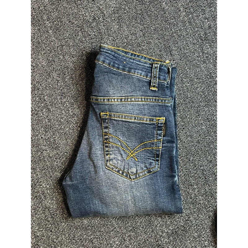 Celana Jeans Dust