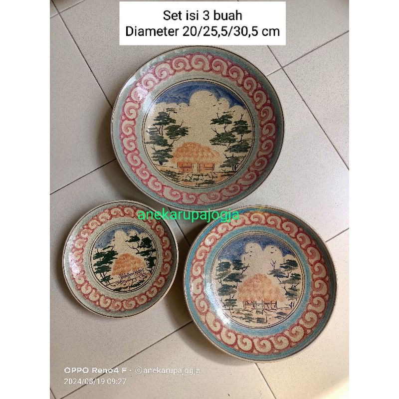3  buah piring keramik lukis motif rumah papua retak 1000 di buat seperti antik kuno untuk dekorasi 