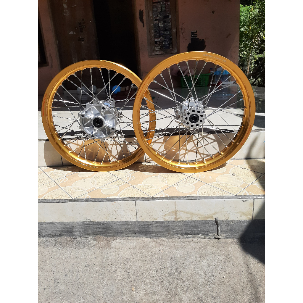 Wheelset Semi Cacing CRF 215-215 Tanpa Ban Ring 17 Murah