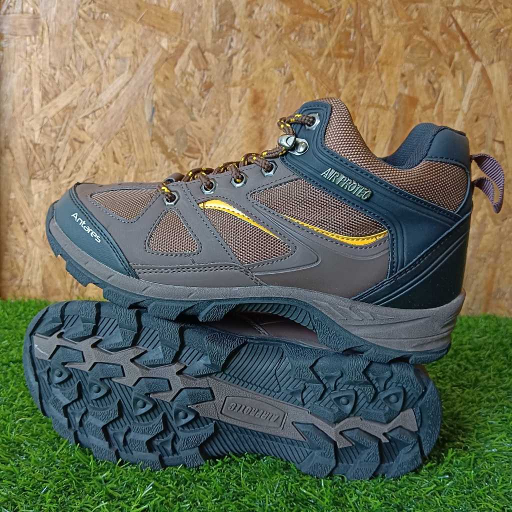 Sepatu Gunung Pria Air Protec Antares Sepatu Trekking/Hiking