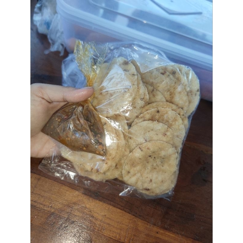 

Kripik Pempek Kering Ikan