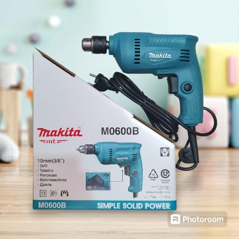 Bor makita M0600B.