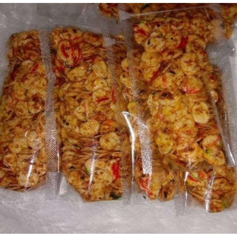 

kerupuk/seblak/pedas/