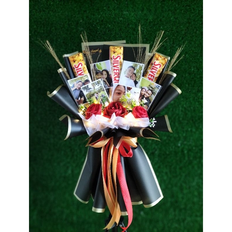 

Buket Coklat|craft.florist| buketcoklat|buketfoto|buketkado|Hampers|BuketUltah|bukettunangan|BuketWisuda|BuketNikah|buketlampu|