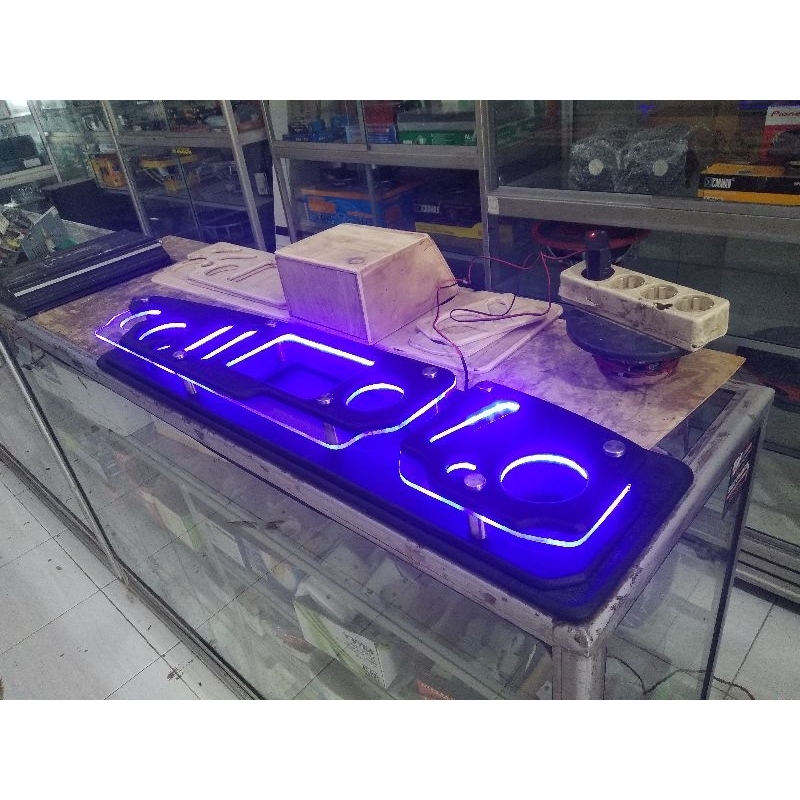 Minibar L300,tempat tisu mobil,tempat minum mobil L300