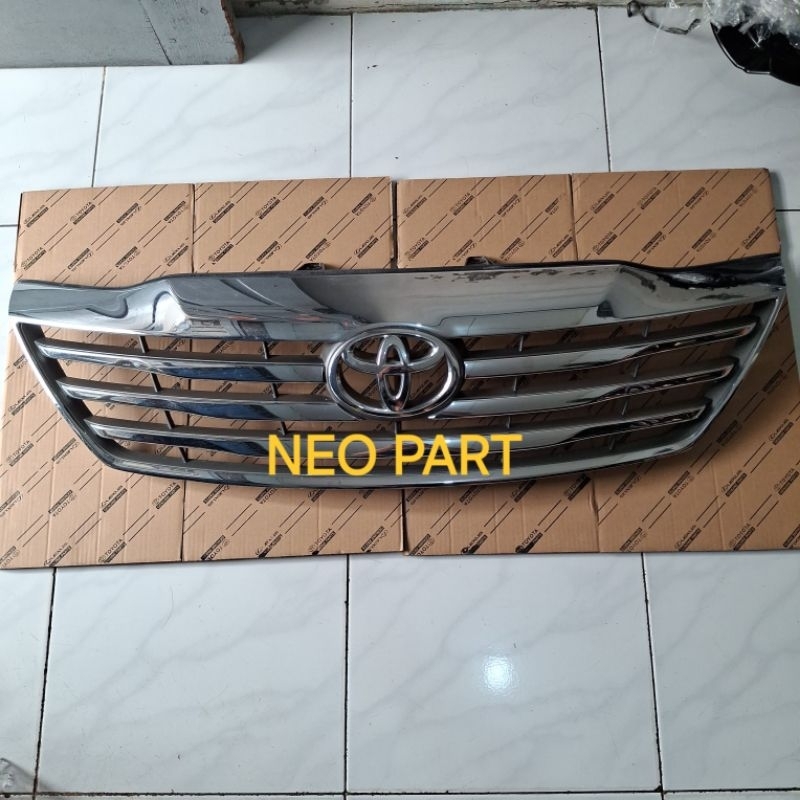 GRILL GRIL DEPAN FORTUNER 2012-2015 ORIGINAL