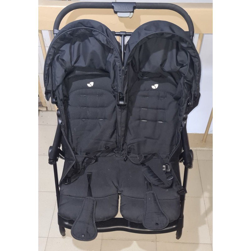 Preloved stroller joie aire twin